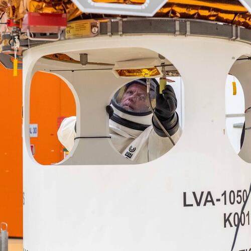 European Astrotech Fuels two spacecraft for the Vega VV23 mission